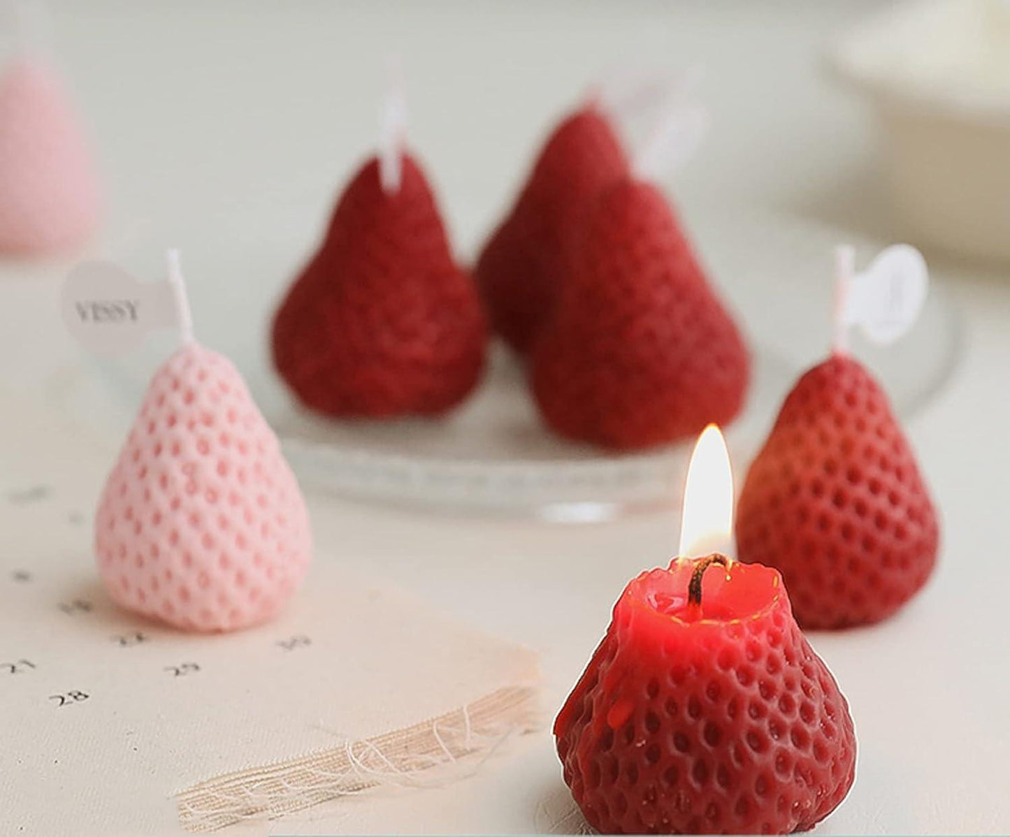 4PCS Strawberry Shaped Scented Candles, Fruit Aroma Soy Wax Decorative Candles for Bedroom, Birthday Gifts, Valentine's Day - Decotree.co Online Shop