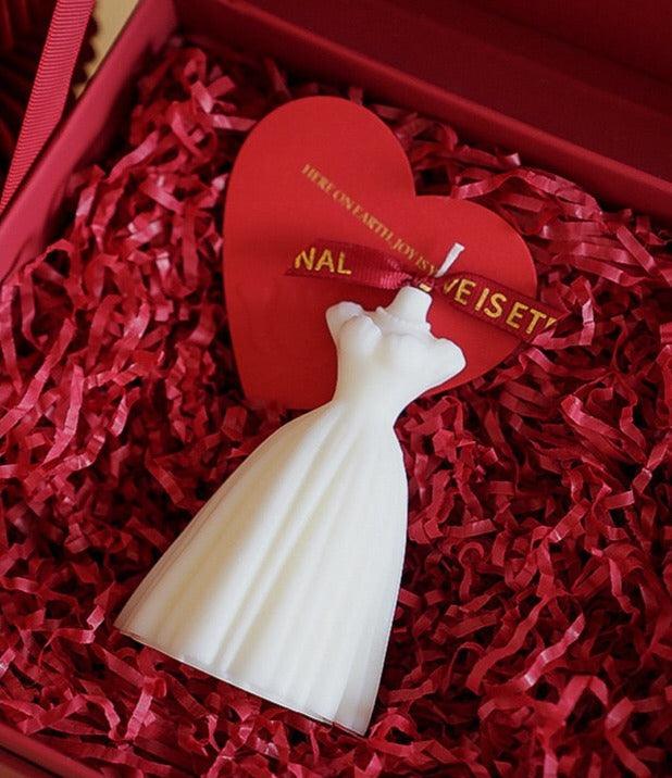 Set of 2 Romantic Wedding Dress Scented Candles, Burning Time 10-12 Hours, Perfect For Valentine's Day, Wedding Gifts - Decotree.co Online Shop