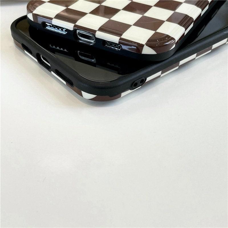 Checkerboard Croissant iPhone 14 iPhone 13 Case iPhone 12 Pro iPhone 11 Case iPhone 11 pro - Decotree.co Online Shop