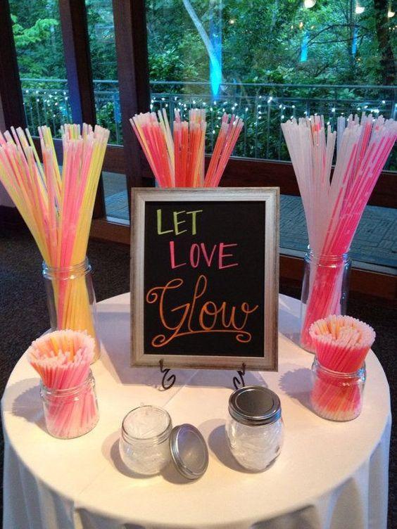 Glow Sticks Party Supplies 8 Inch Glow in the Dark Light Up Sticks Glow Party Decorations Favors, Neon Party Glow Necklaces Bracelets with Connectors - Decotree.co Online Shop