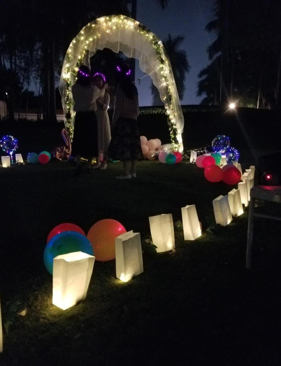 Led Luminaria 50Pcs Light Up Luminaries Warm White Luminary Candle Bags With Lights-For Wedding Aisle, Rustic Wedding Decorations - Decotree.co Online Shop