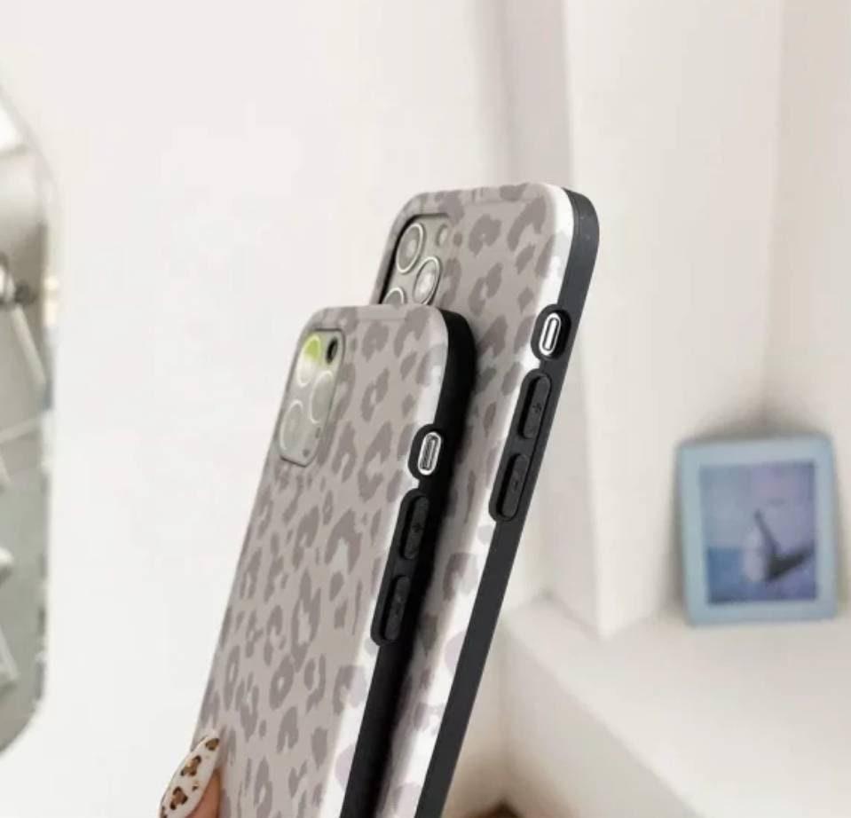 Leopard Print iPhone 14 Case iPhone 14 Pro Case iPhone 13 Case iPhone 12, 12 Pro, iPhone 12 Pro Max - Decotree.co Online Shop